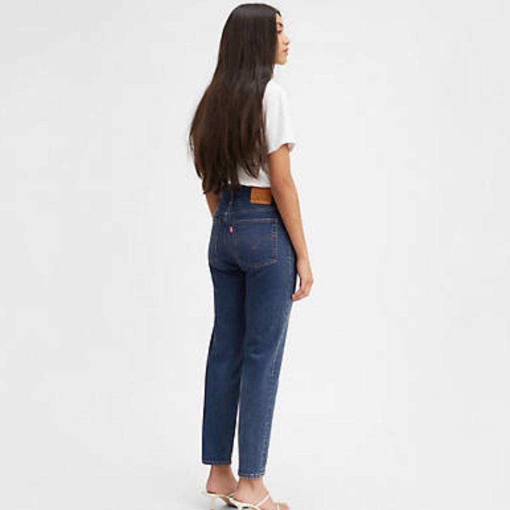 Premium Levi’s wedgie jeans